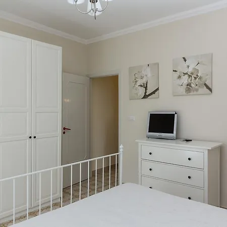 Apartamento Nefele's House